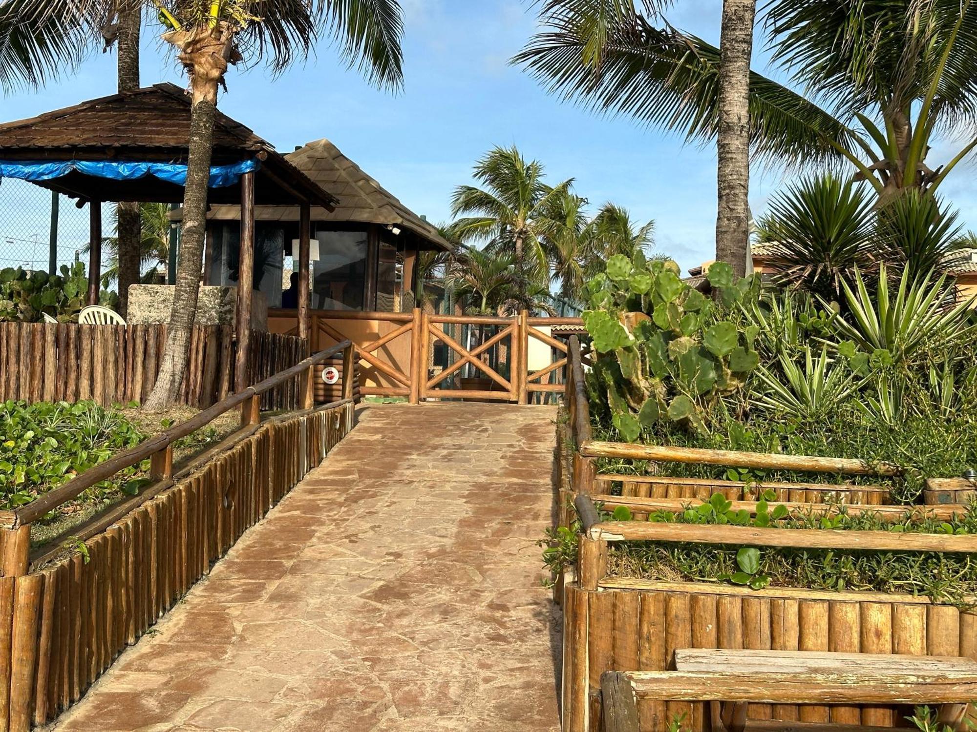 Flat Guarajuba 4 Quartos Terreo A Beira Mar - Pe Na Areia - Governanca Com Arrumadeira E Wi Fi Inclusos Camassari ภายนอก รูปภาพ
