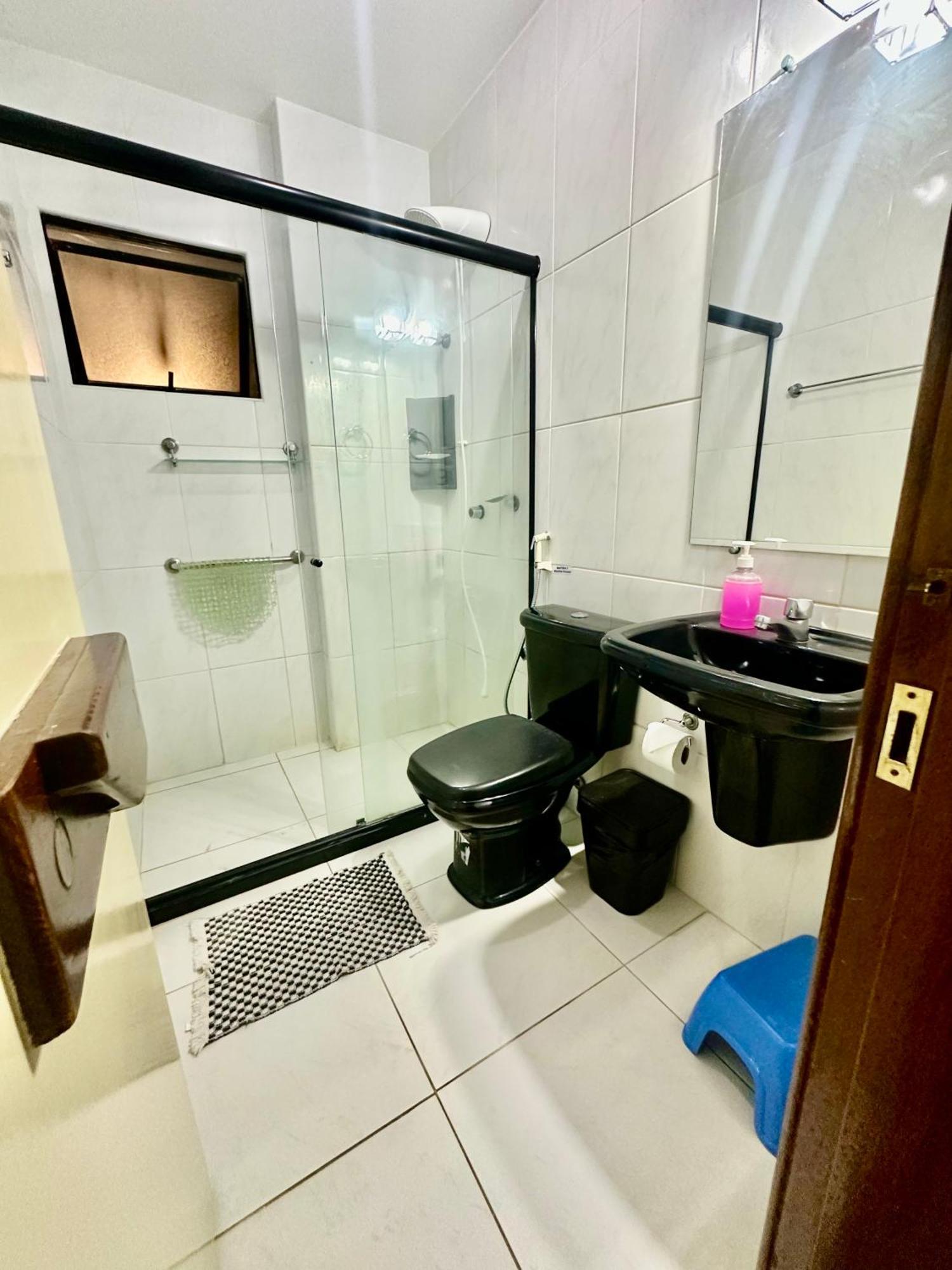 Flat Guarajuba 4 Quartos Terreo A Beira Mar - Pe Na Areia - Governanca Com Arrumadeira E Wi Fi Inclusos Camassari ภายนอก รูปภาพ