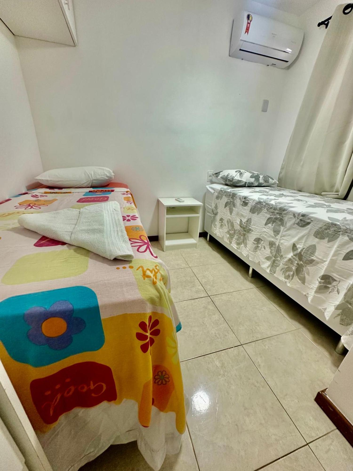 Flat Guarajuba 4 Quartos Terreo A Beira Mar - Pe Na Areia - Governanca Com Arrumadeira E Wi Fi Inclusos Camassari ภายนอก รูปภาพ