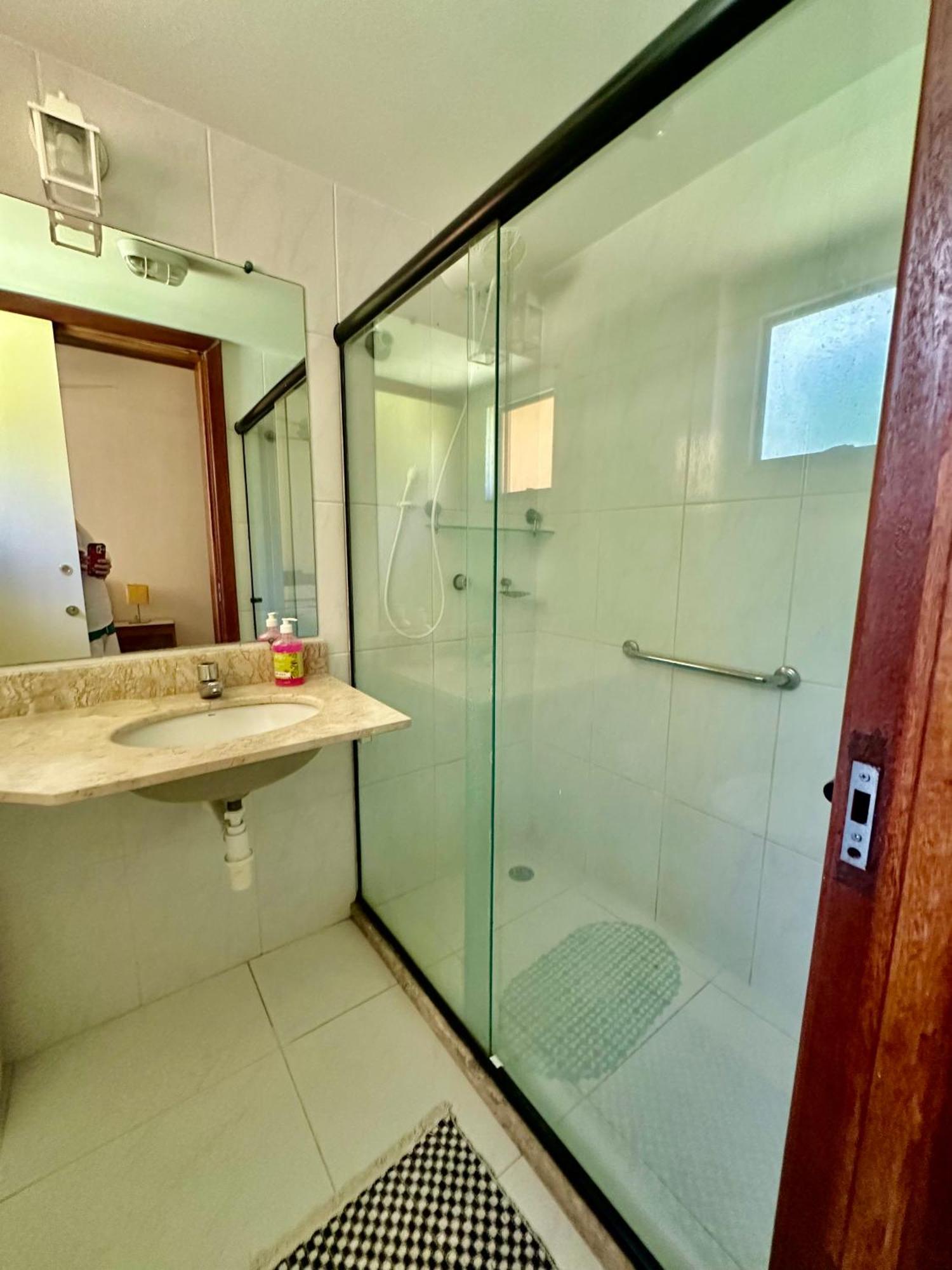 Flat Guarajuba 4 Quartos Terreo A Beira Mar - Pe Na Areia - Governanca Com Arrumadeira E Wi Fi Inclusos Camassari ภายนอก รูปภาพ