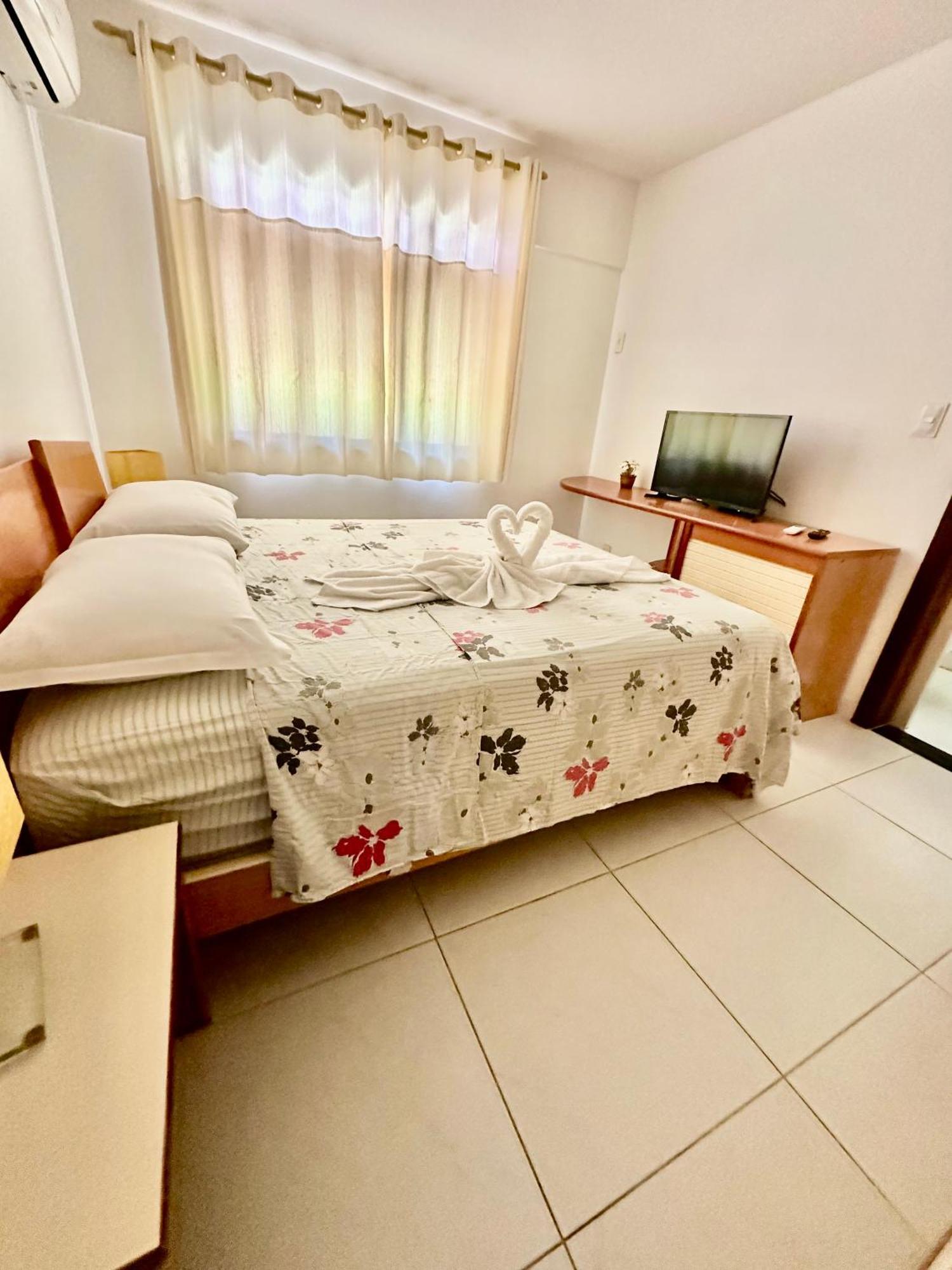 Flat Guarajuba 4 Quartos Terreo A Beira Mar - Pe Na Areia - Governanca Com Arrumadeira E Wi Fi Inclusos Camassari ภายนอก รูปภาพ