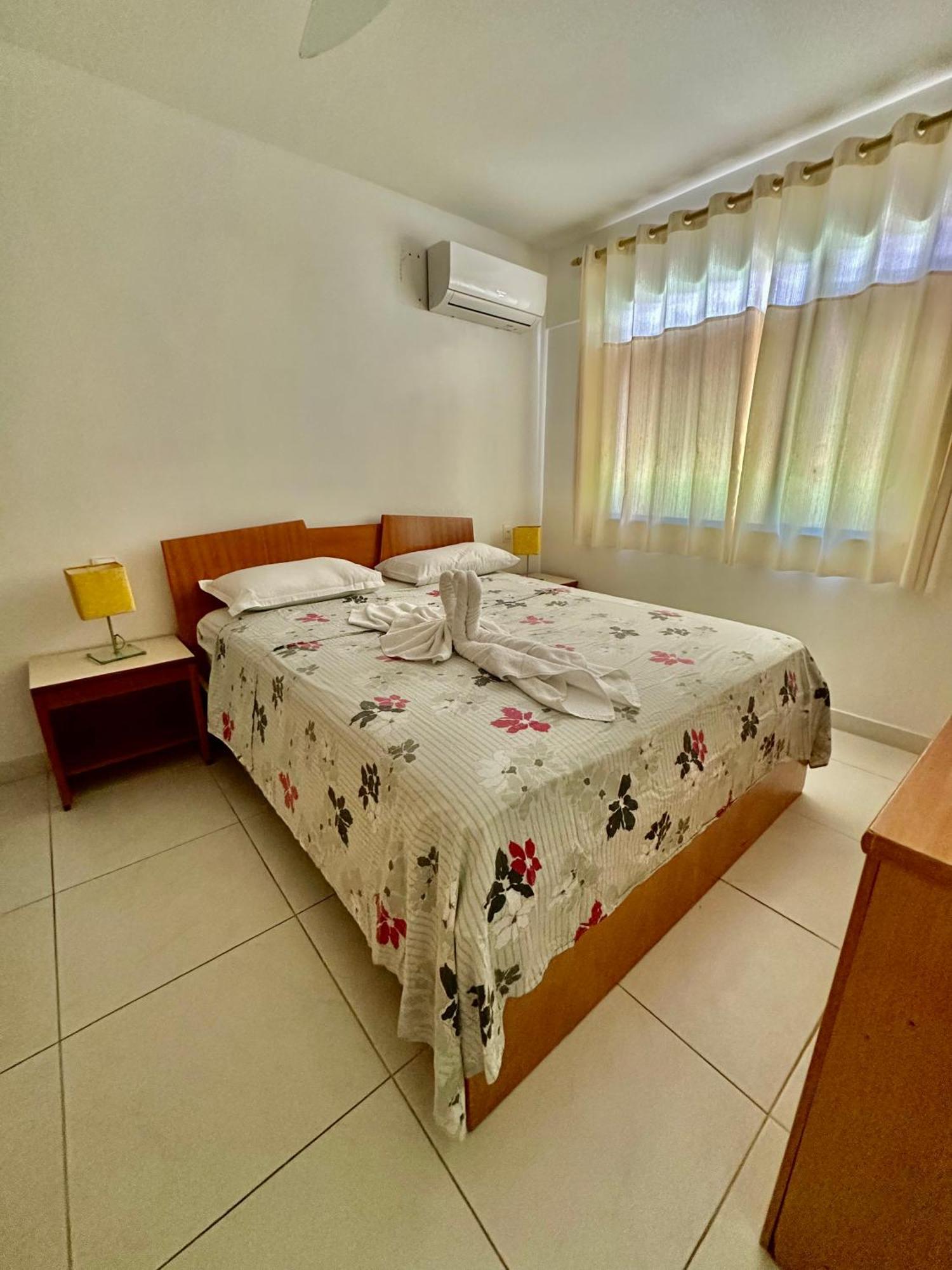 Flat Guarajuba 4 Quartos Terreo A Beira Mar - Pe Na Areia - Governanca Com Arrumadeira E Wi Fi Inclusos Camassari ภายนอก รูปภาพ